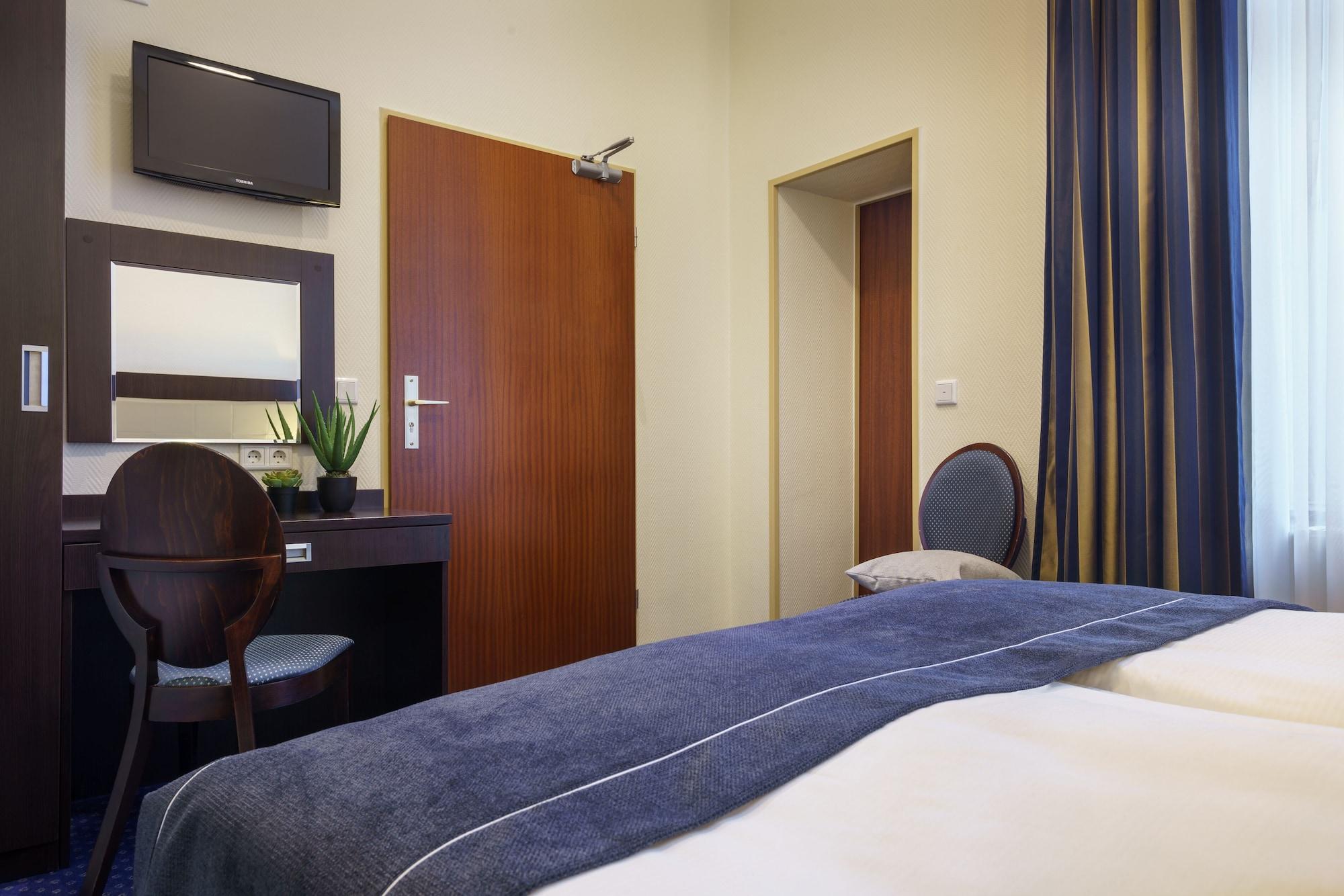 Novum Continental Hauptbahnhof 3* Hamburg